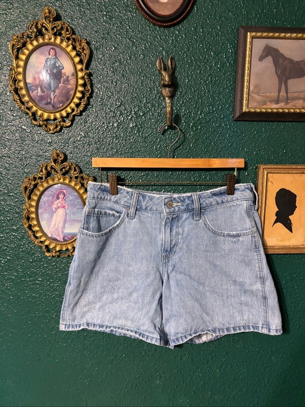 Hollister Low Rise Baggy Shorts Sz 4
